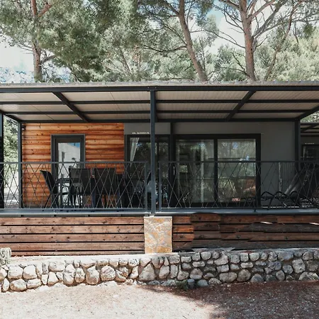 شقة And Mobile Homes ماكارسكا