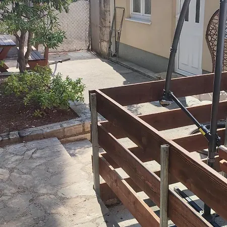 And Mobile Homes Апартаменти