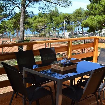 And Mobile Homes * Makarska