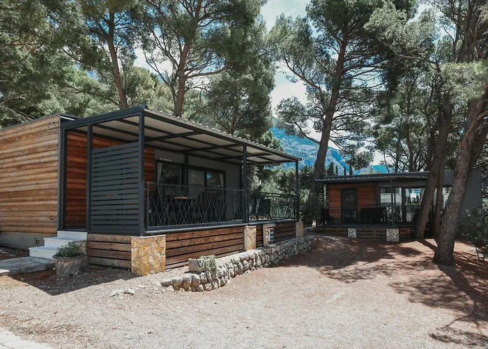 Apartman And Mobile Homes *